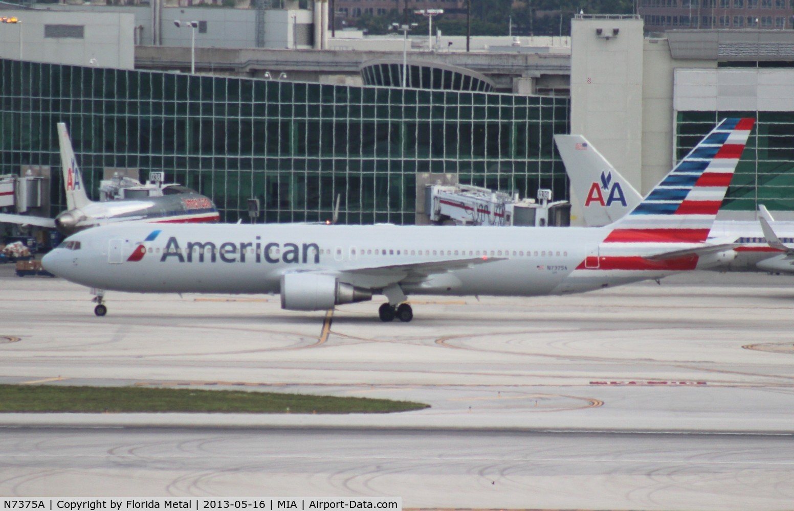 N7375A, 1992 Boeing 767-323 C/N 25202, American 767-300