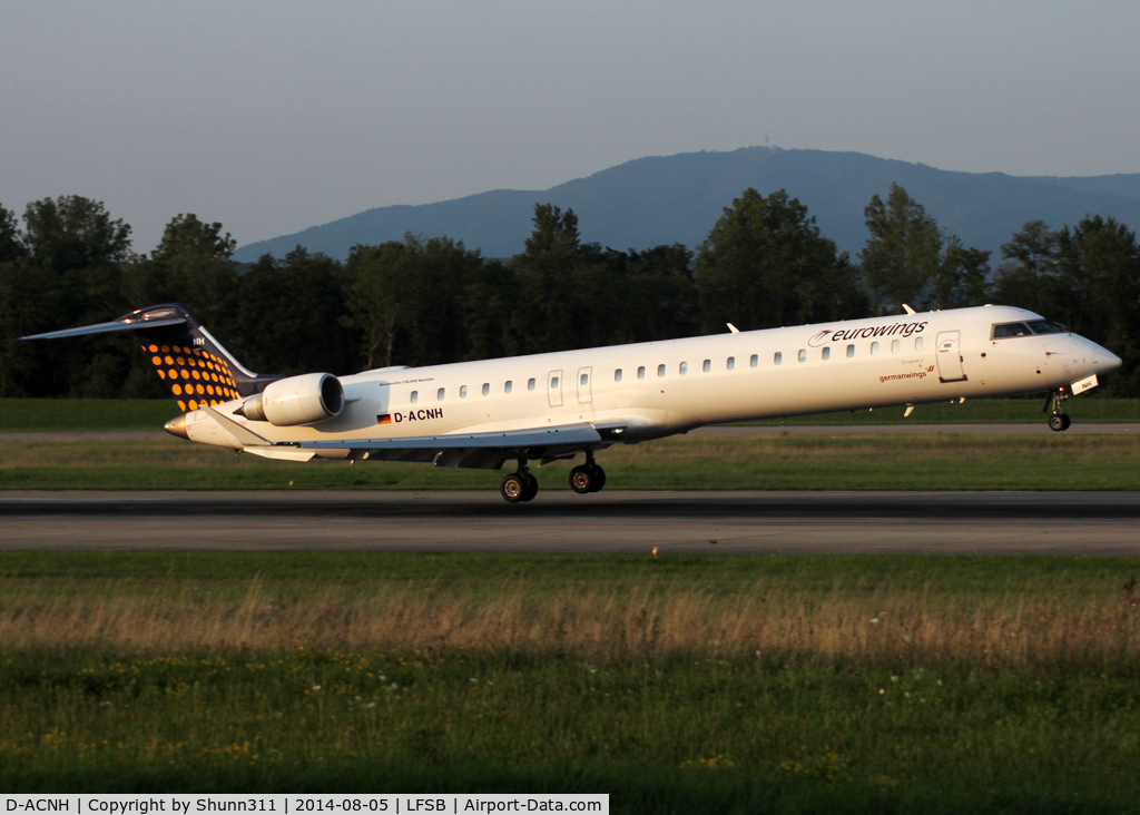 D-ACNH, 2009 Bombardier CRJ-900 NG (CL-600-2D24) C/N 15247, Landing rwy 16