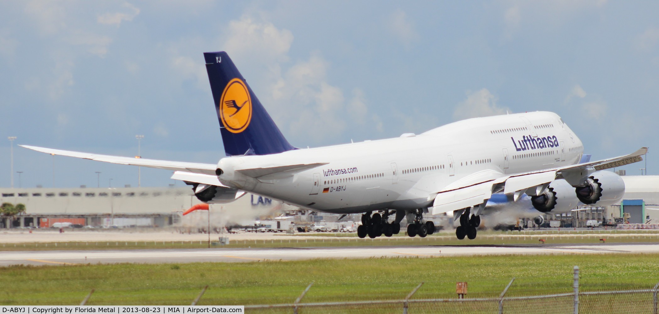 D-ABYJ, 2013 Boeing 747-830 C/N 37834, Lufthansa 747-800