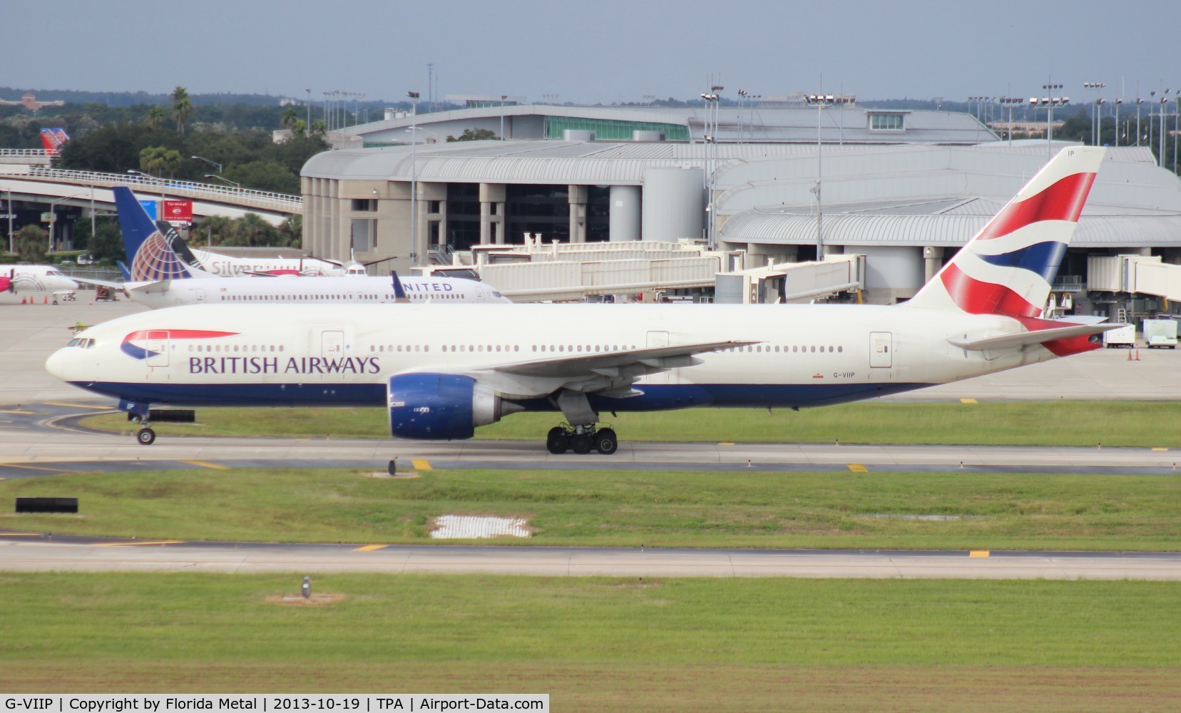 G-VIIP, 1999 Boeing 777-236 C/N 29321, British 777-200