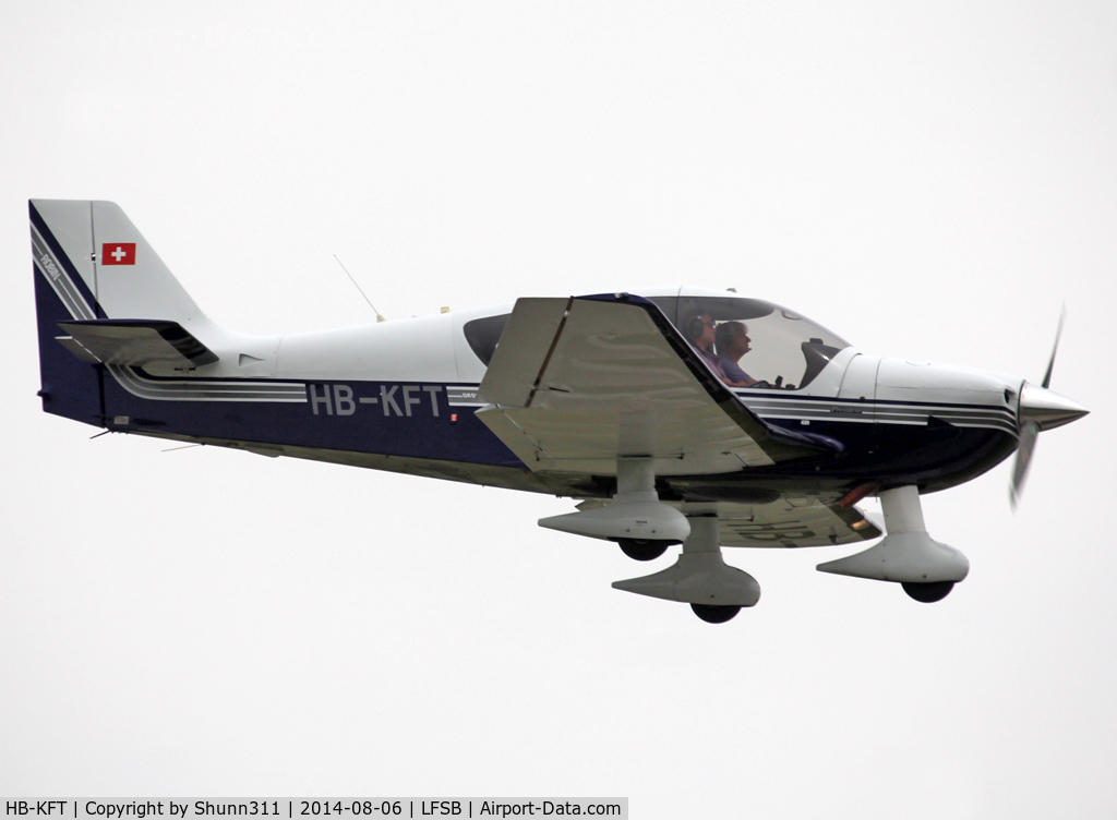 HB-KFT, 2001 Robin DR-400-500 President C/N 32, Landing rwy 16
