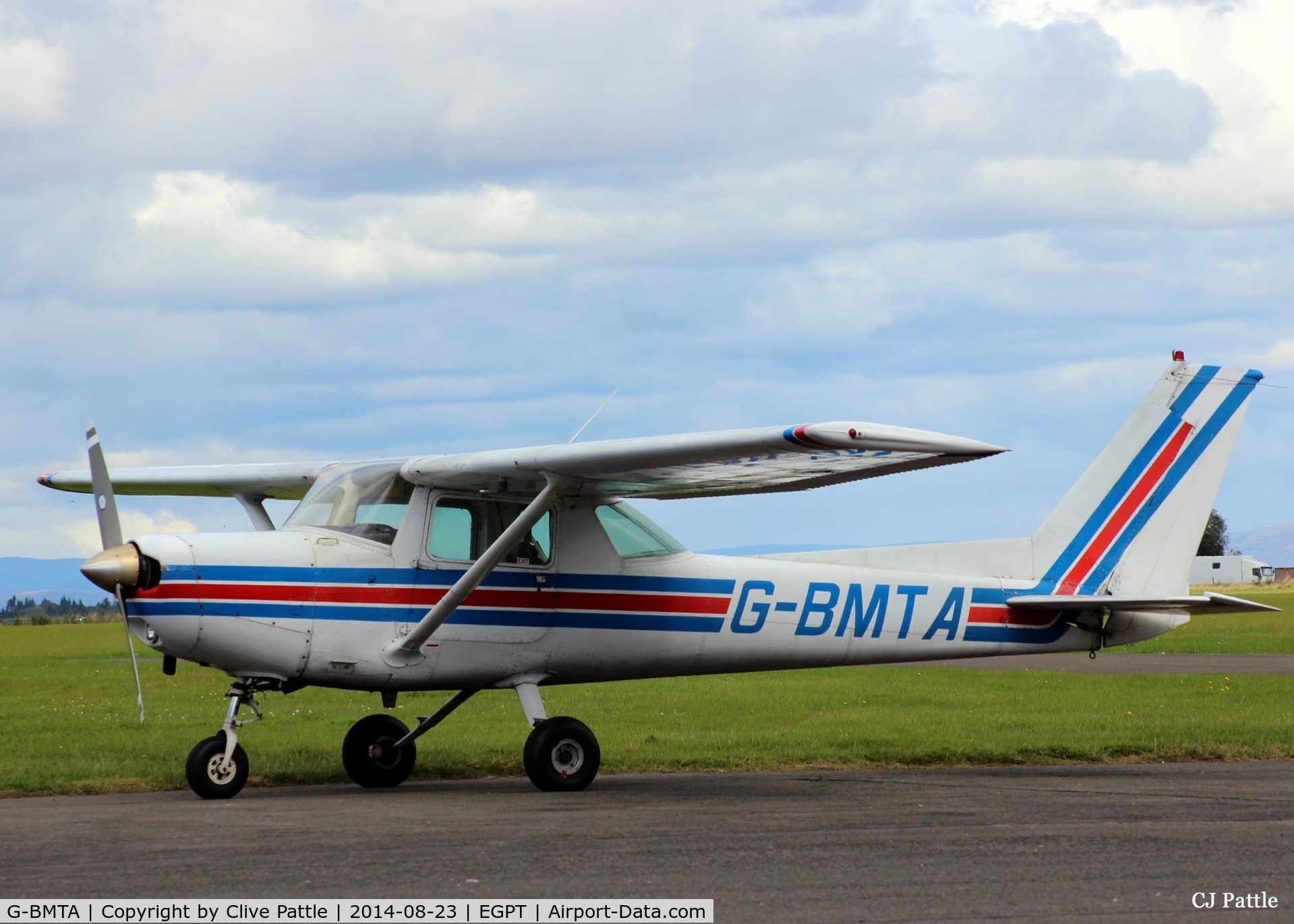 G-BMTA, 1979 Cessna 152 C/N 152-82864, Parked up at Perth EGPT