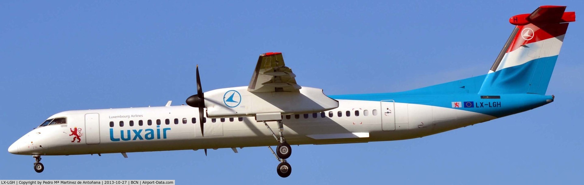 LX-LGH, 2012 Bombardier DHC-8-402Q Dash 8 Dash 8 C/N 4420, El Prat - Barcelona
