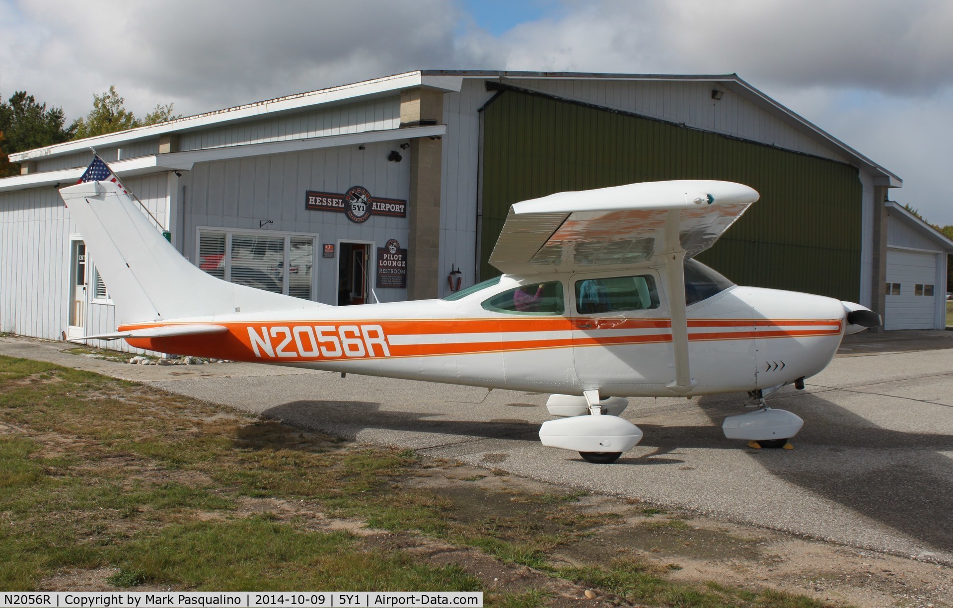 N2056R, 1964 Cessna 182G Skylane C/N 18255256, Cessna 182G