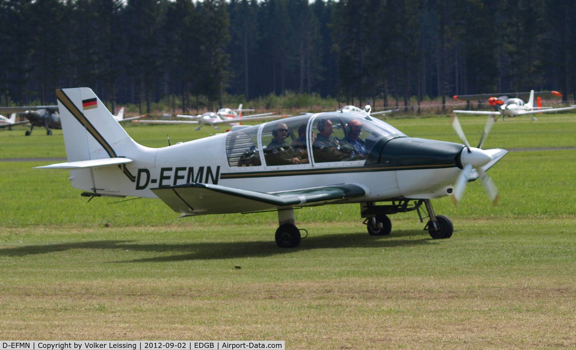 D-EFMN, 1971 Socata MS-893A Rallye Commodore 180 C/N 11502, taxi to parking