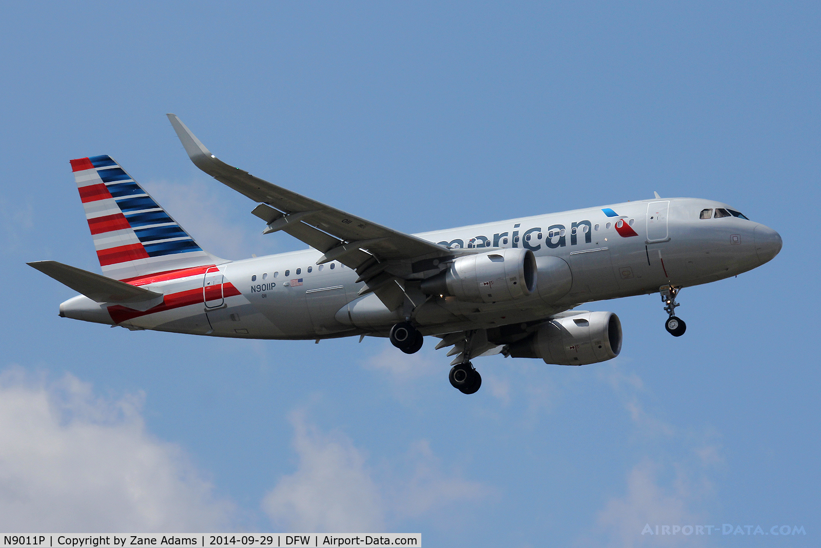 N9011P, 2013 Airbus A319-115 C/N 5798, A Landing at DFW Airport