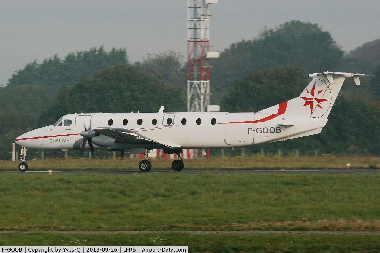 F-GOOB, 1991 Beech 1900C C/N UC-153, Beech 1900C, Take off rwy 25L, Brest-Bretagne Airport (LFRB-BES)