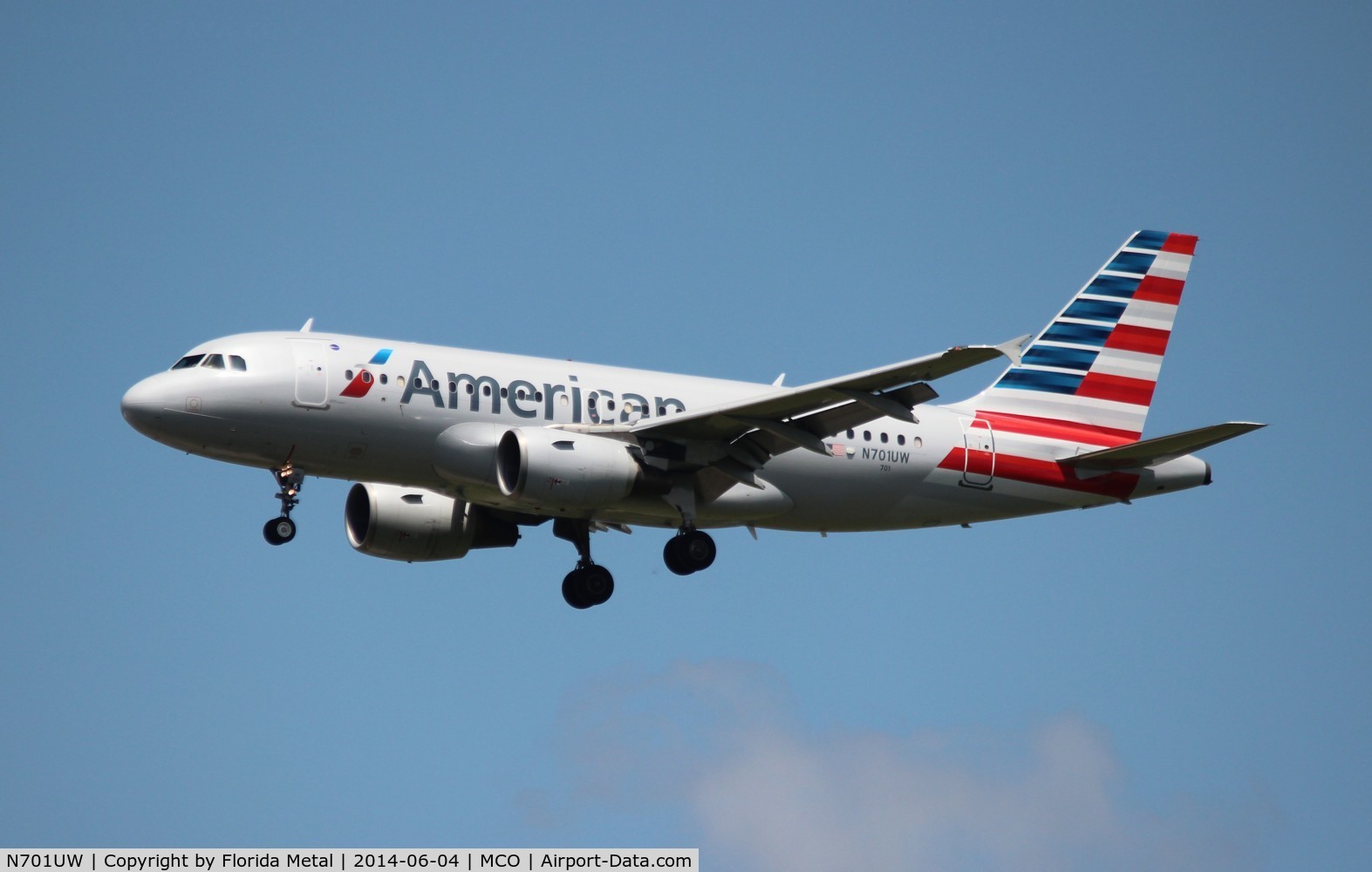 N701UW, 1998 Airbus A319-112 C/N 0890, Ex Star Alliance USAirways repainted into American colors