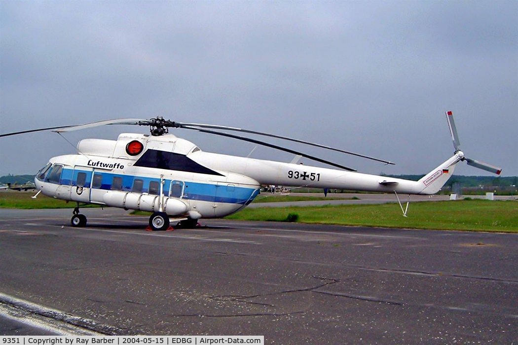 9351, Mil Mi-8S C/N 105104, 93+51   Mil Mi-8S Hip [105104] German Air Force) Berlin-Gatow~D 15/05/2004