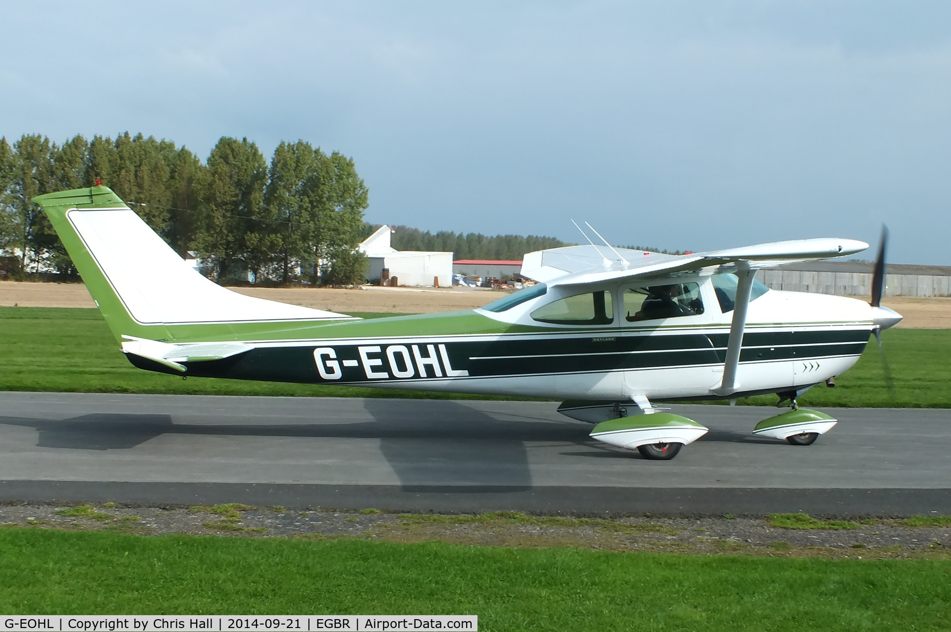 G-EOHL, 1968 Cessna 182L Skylane C/N 182-59279, at Breighton's Heli Fly-in, 2014