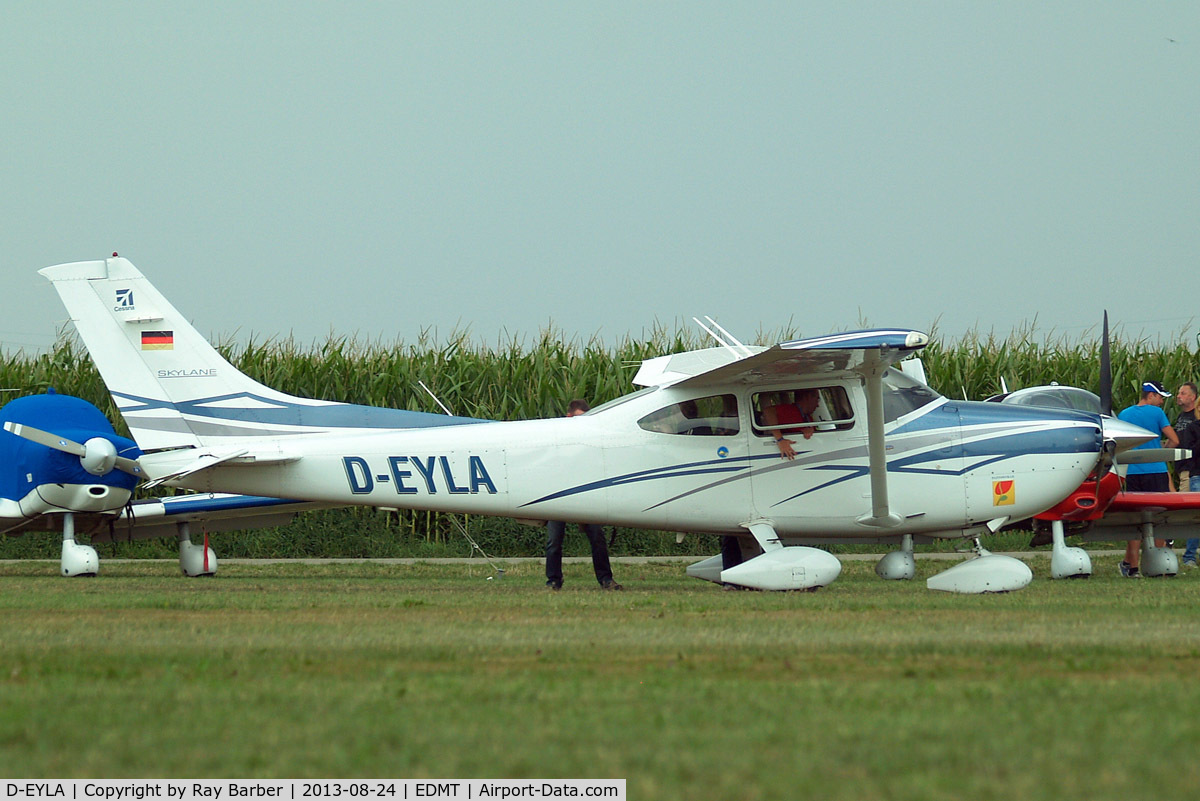 D-EYLA, 2007 Cessna 182T Skylane C/N 182-81920, Cessna 182T Skylane [182-81920] Tannheim~D 24/08/2013