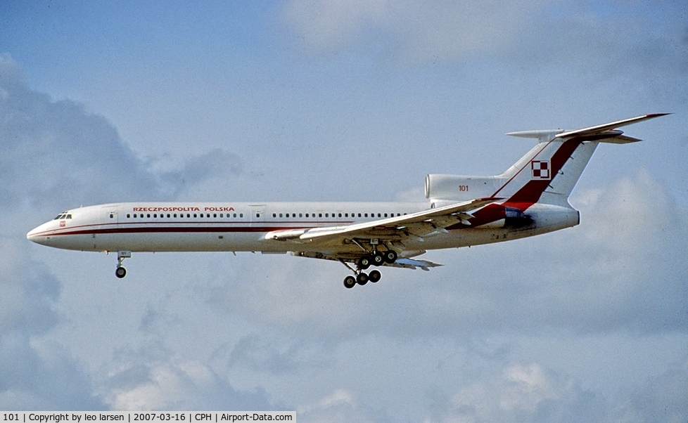 101, 1990 Tupolev Tu-154M C/N 90A837, Copenhagen 16.3.07