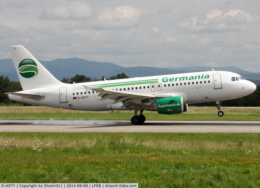 D-ASTY, 2008 Airbus A319-112 C/N 3407, Landing rwy 16