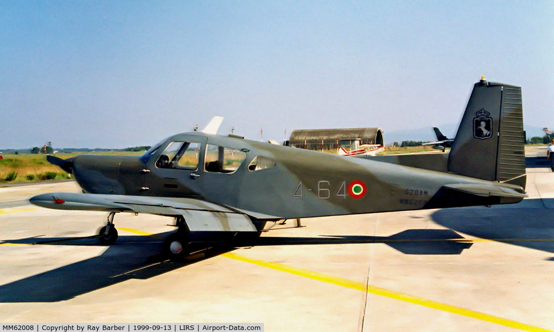 MM62008, SIAI-Marchetti S.208M C/N 3-87, SIAI-Marchetti S.208M [3-87] (Italian Air Force) Grosseto~I 13/09/1999
