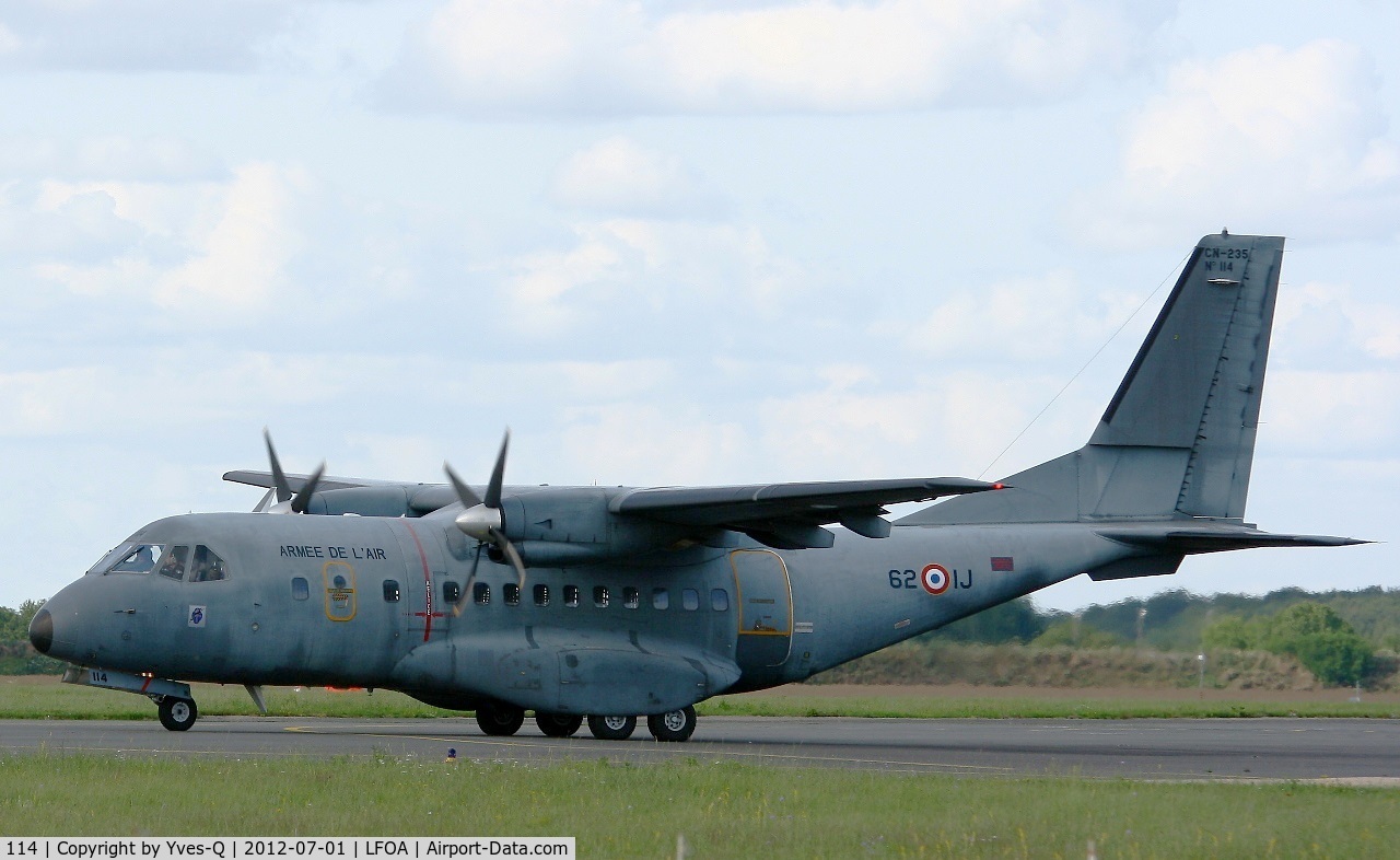 114, Airtech CN-235-200M C/N C114, French Air Force Airtech CN-235, Taxiing to holding point Avord air base 721 (LFOA)