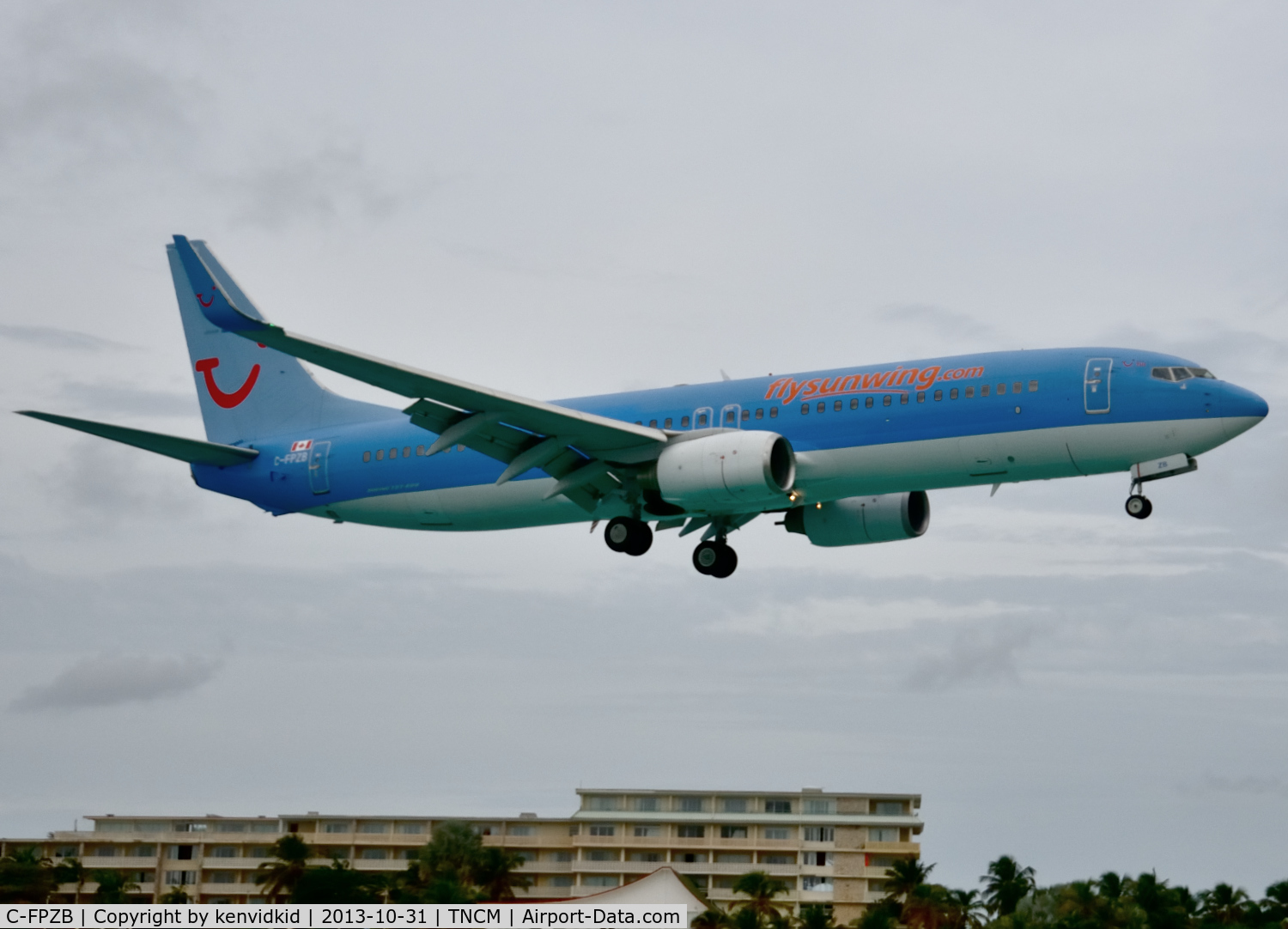 C-FPZB, 2007 Boeing 737-8K5 C/N 35131, On short finals to St Maarten.