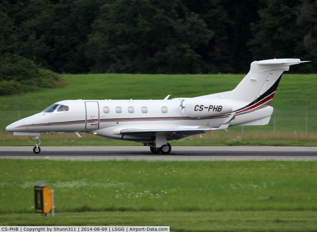 CS-PHB, 2014 Embraer EMB-505 Phenom 300 C/N 50500209, Landing rwy 23