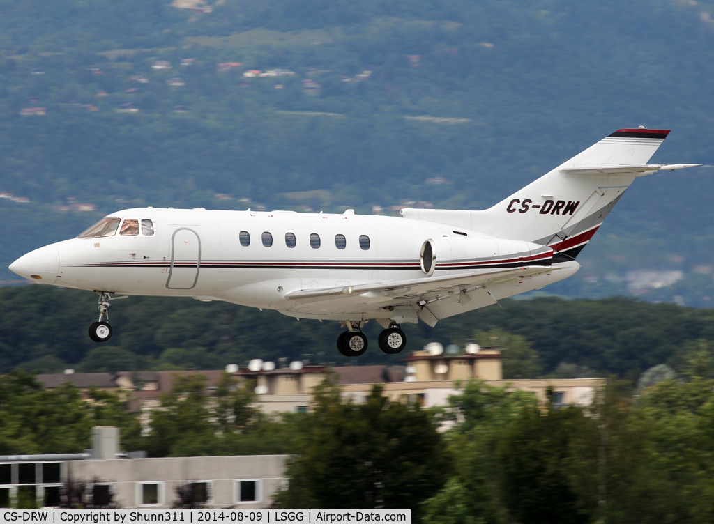 CS-DRW, 2007 Raytheon Hawker 800XPi C/N 258829, Landing rwy 23