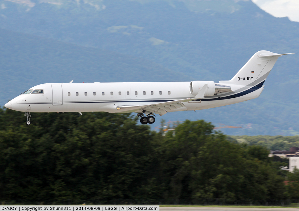 D-AJOY, 2007 Bombardier Challenger 850 (CL-600-2B19) C/N 8069, Landing rwy 23