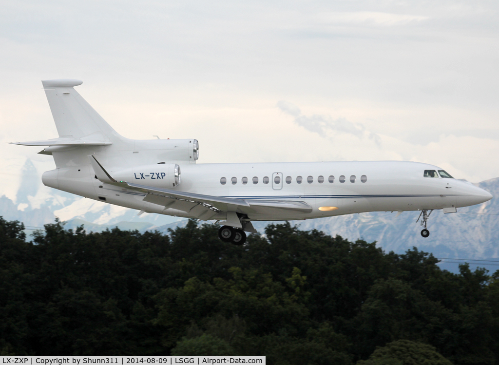 LX-ZXP, 2009 Dassault Falcon 7X C/N 56, Landing rwy 23