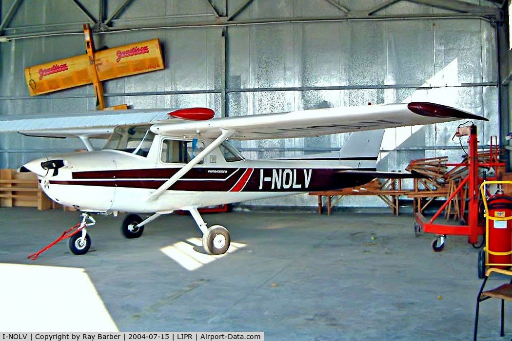 I-NOLV, 1975 Reims F150L C/N 1116, R/Cessna F.150L [1116] Rimini-Miramare~I 15/07/2004