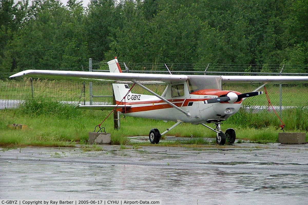 C-GBYZ, 1978 Cessna 152 C/N 15282086, Cessna 152 [152-82086] St. Hubert~C 17/06/2005