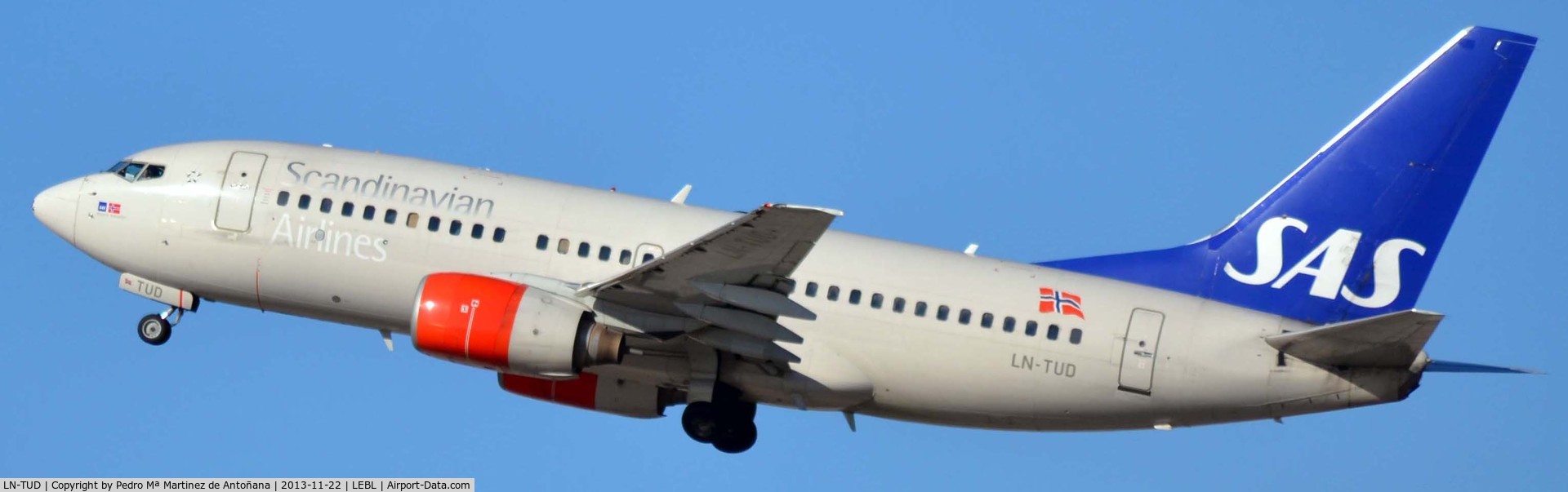 LN-TUD, 1998 Boeing 737-705 C/N 28217, El Prat - Barcelona