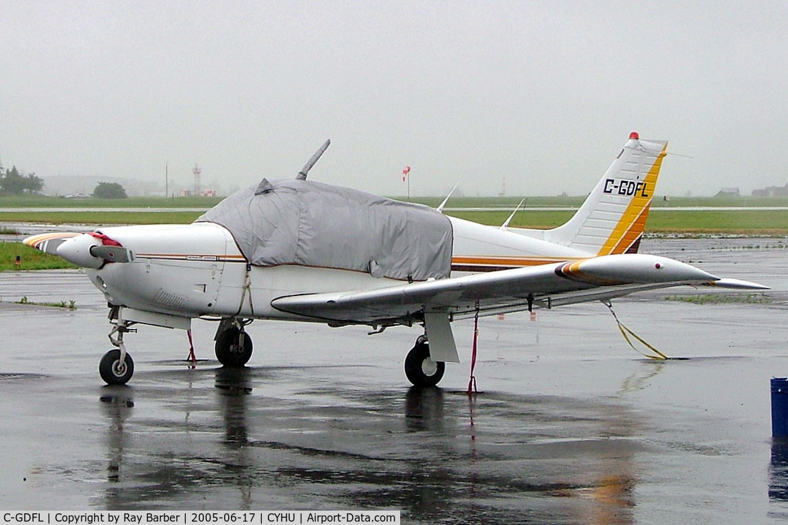 C-GDFL, 1972 Piper PA-28R-200 C/N 28R-7235043, Piper PA-28R-200 Cherokee Arrow II [28R-7235043] St. Hubert~C 17/06/2005