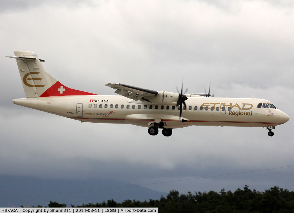 HB-ACA, 2001 ATR 72-500 C/N 660, Landing rwy 23