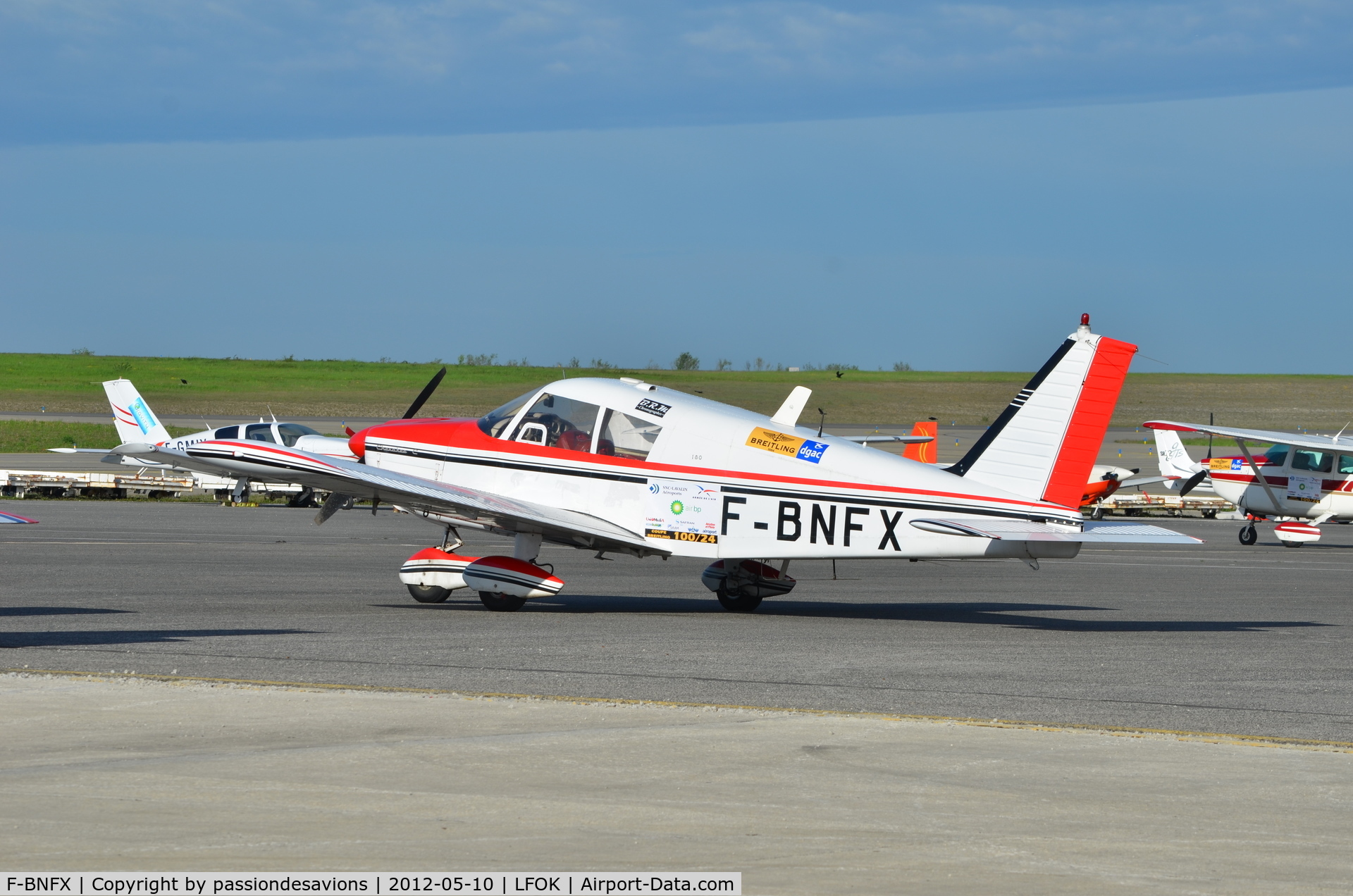 F-BNFX, Piper PA-28-180 Cherokee C C/N 282489, Waiting