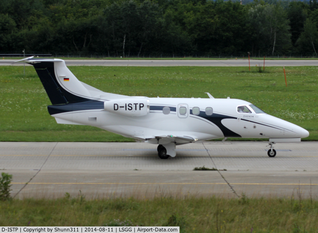 D-ISTP, 2010 Embraer EMB-500 Phenom 100 C/N 50000147, Taxiing holding point rwy 23 for departure...