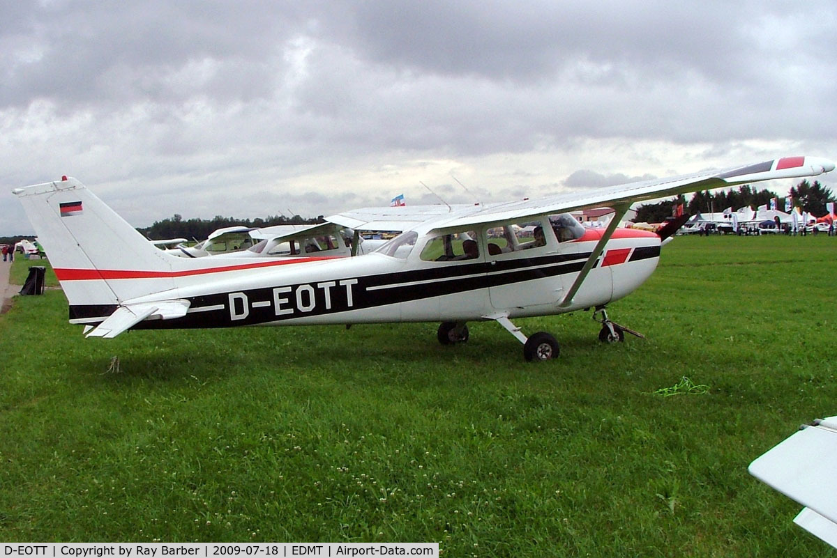 D-EOTT, Reims F172N Skyhawk C/N 1816, R/Cessna F.172N Skyhawk [1816] Tannheim~D 18/07/2009