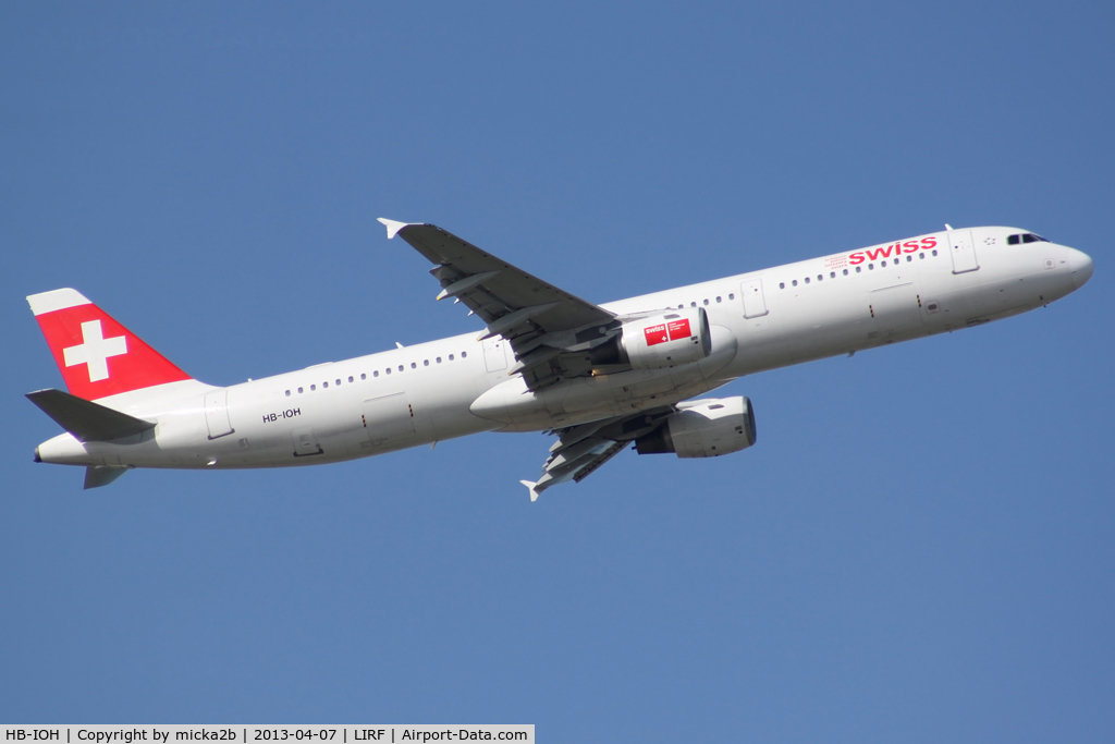 HB-IOH, 1997 Airbus A321-111 C/N 664, Take off