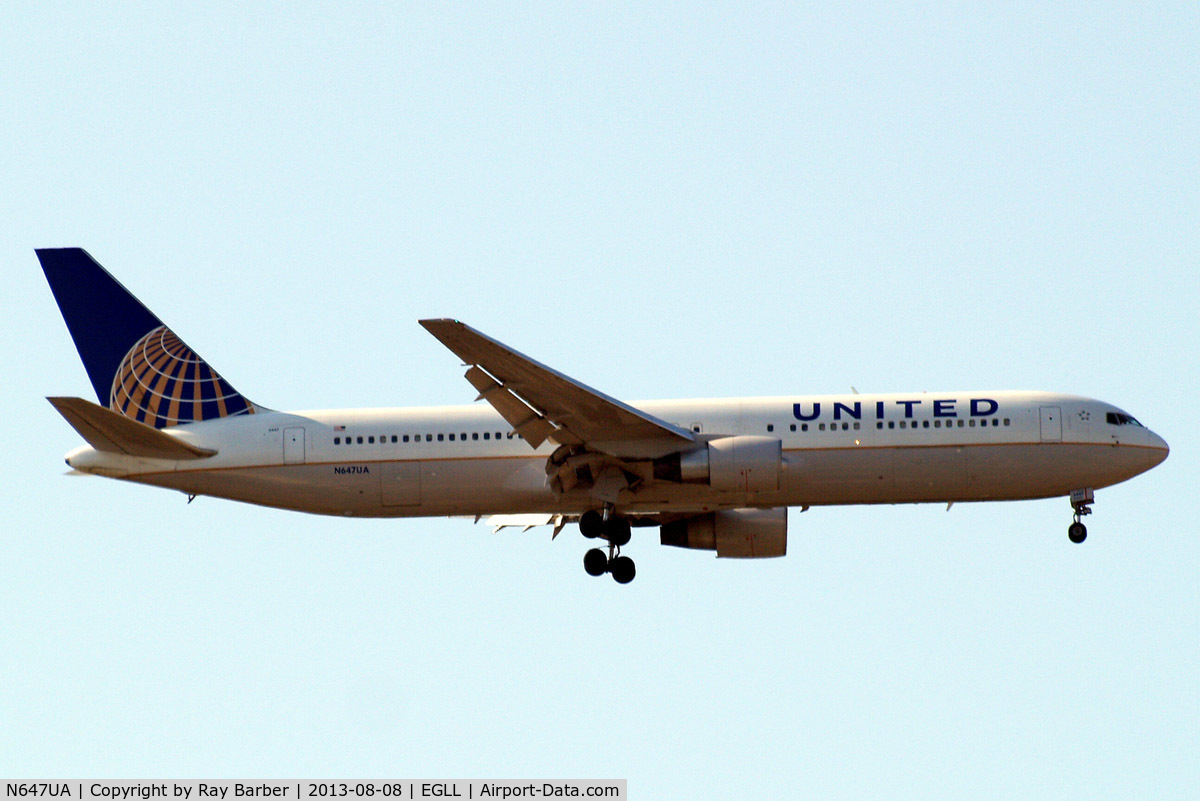 N647UA, 1992 Boeing 767-322 C/N 25284, Boeing 767-322ER [25284] (United Airlines) Home~G 03/08/2013. On approach 27L.