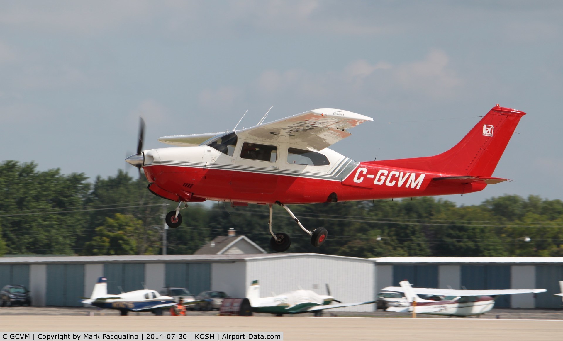 C-GCVM, Cessna T210L Turbo Centurion C/N 21060641, Cessna T210L