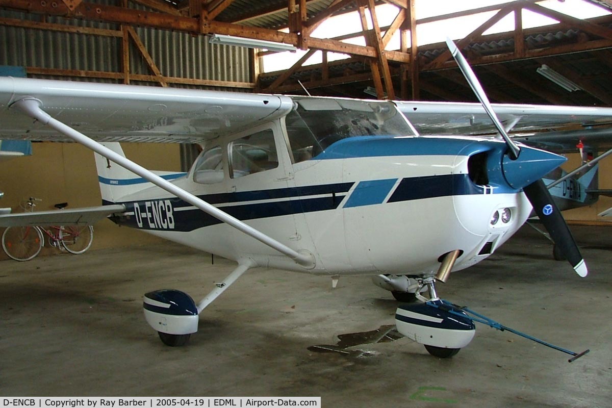 D-ENCB, Cessna 172N C/N F17201797, R/Cessna F.172N Skyhawk [1797] Landshut~D 19/04/2005