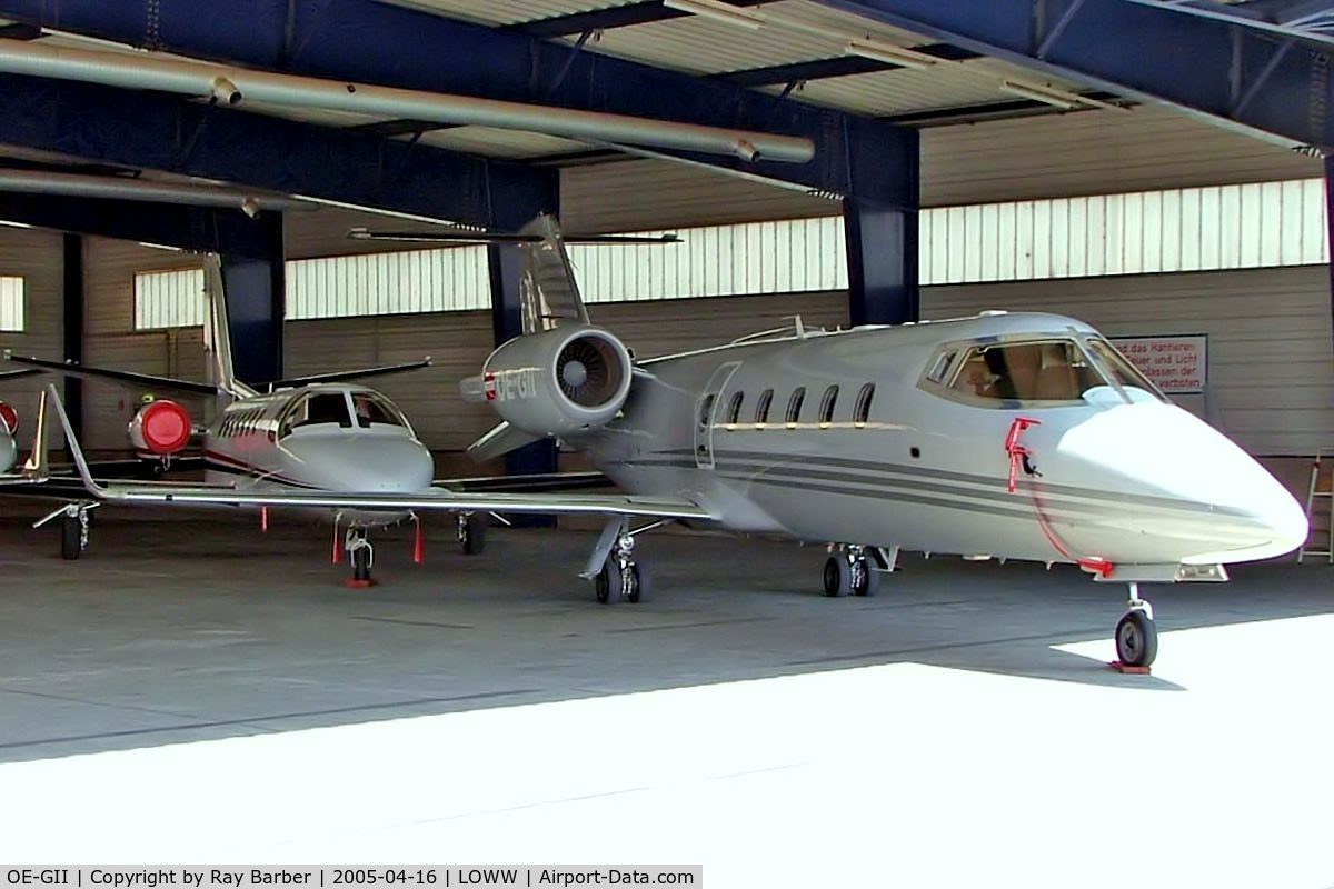 OE-GII, Learjet 60 C/N 60-169, Learjet 60 [60-169] Vienna-Schwechat~OE 16/04/2005