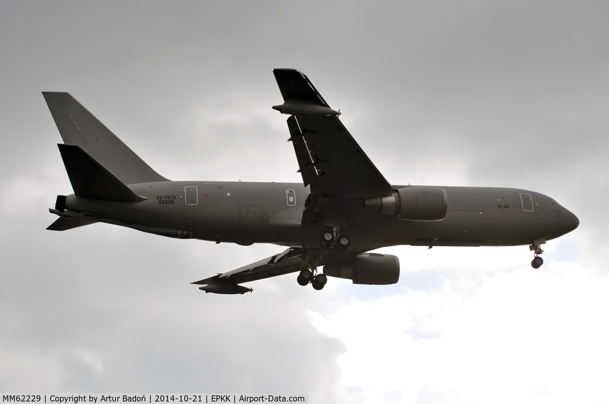 MM62229, 2007 Boeing 767-2EY C/N 33689, Italy Air Force KC-767A