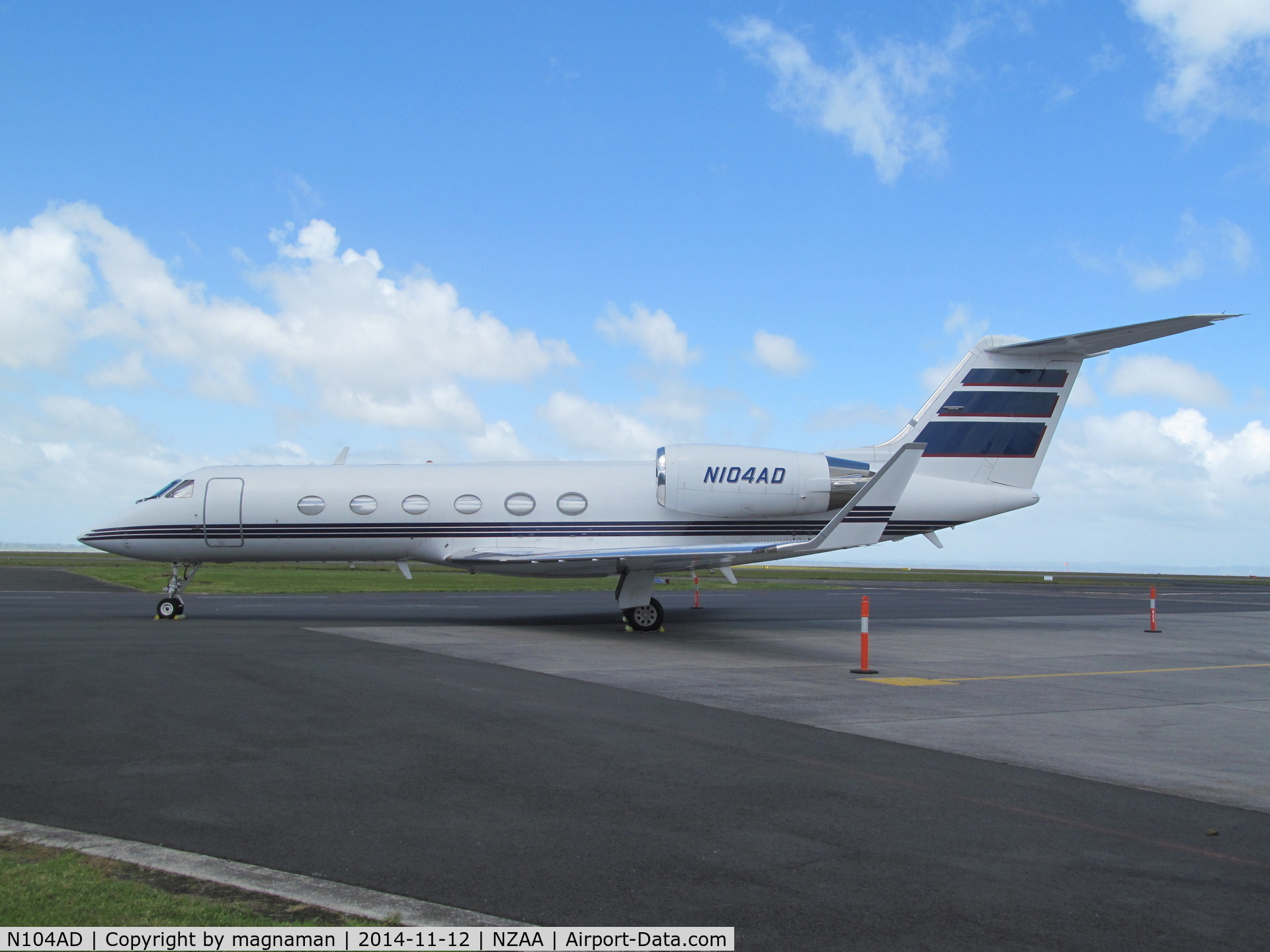 N104AD, 2000 Gulfstream Aerospace G-IV C/N 1406, bringing Mariah Carey to NZ for concert