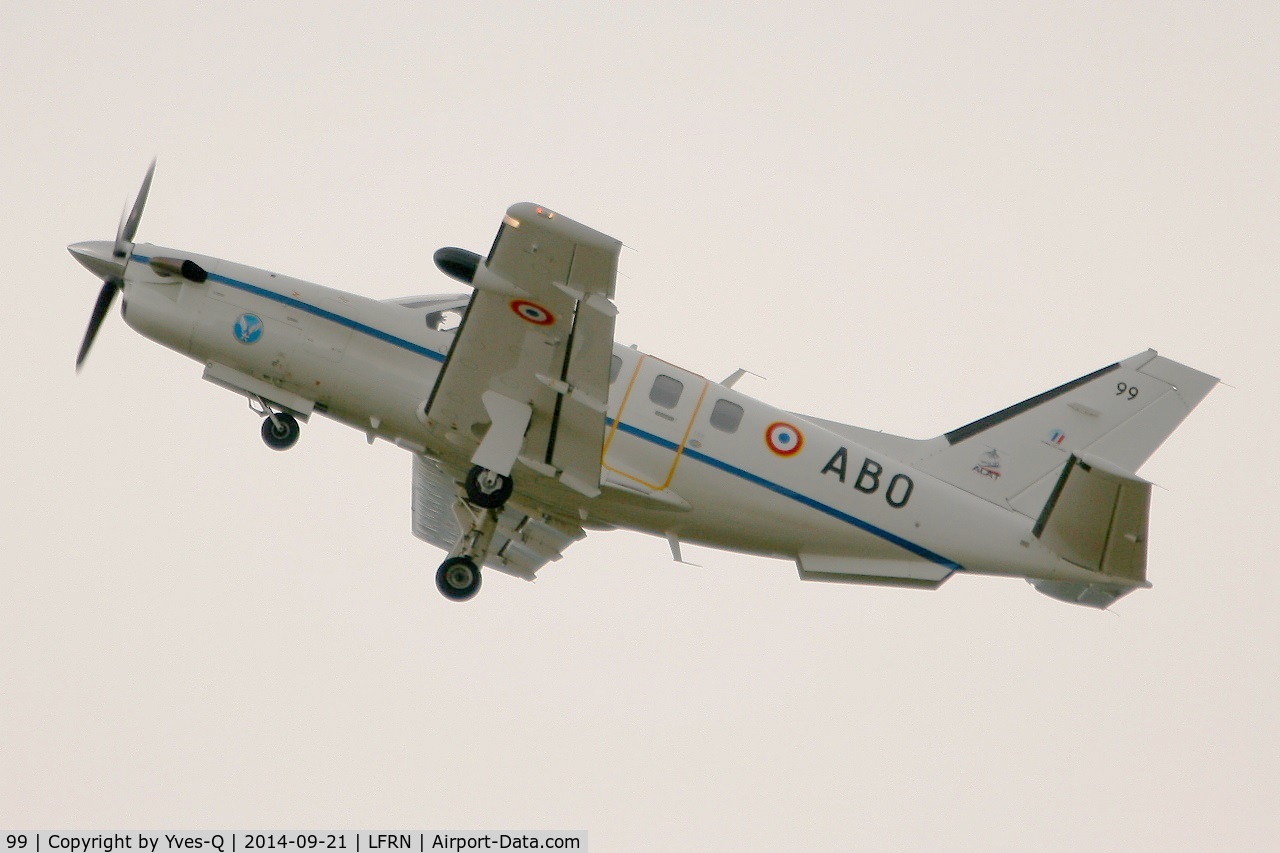99, 1994 Socata TBM-700 C/N 99, Socata TBM-700, Take off, Rennes-St Jacques airport (LFRN-RNS) Air show 2014