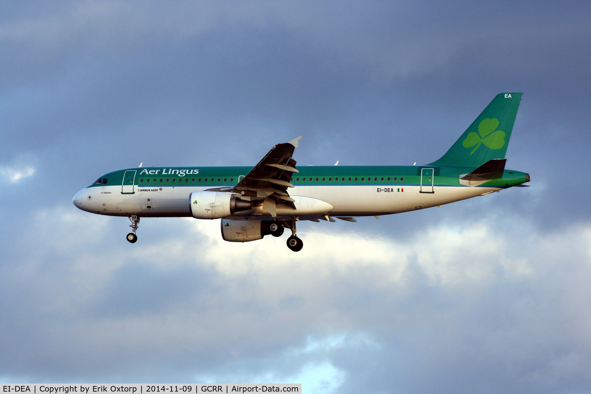 EI-DEA, 2004 Airbus A320-214 C/N 2191, EI-DEA landing in ACE