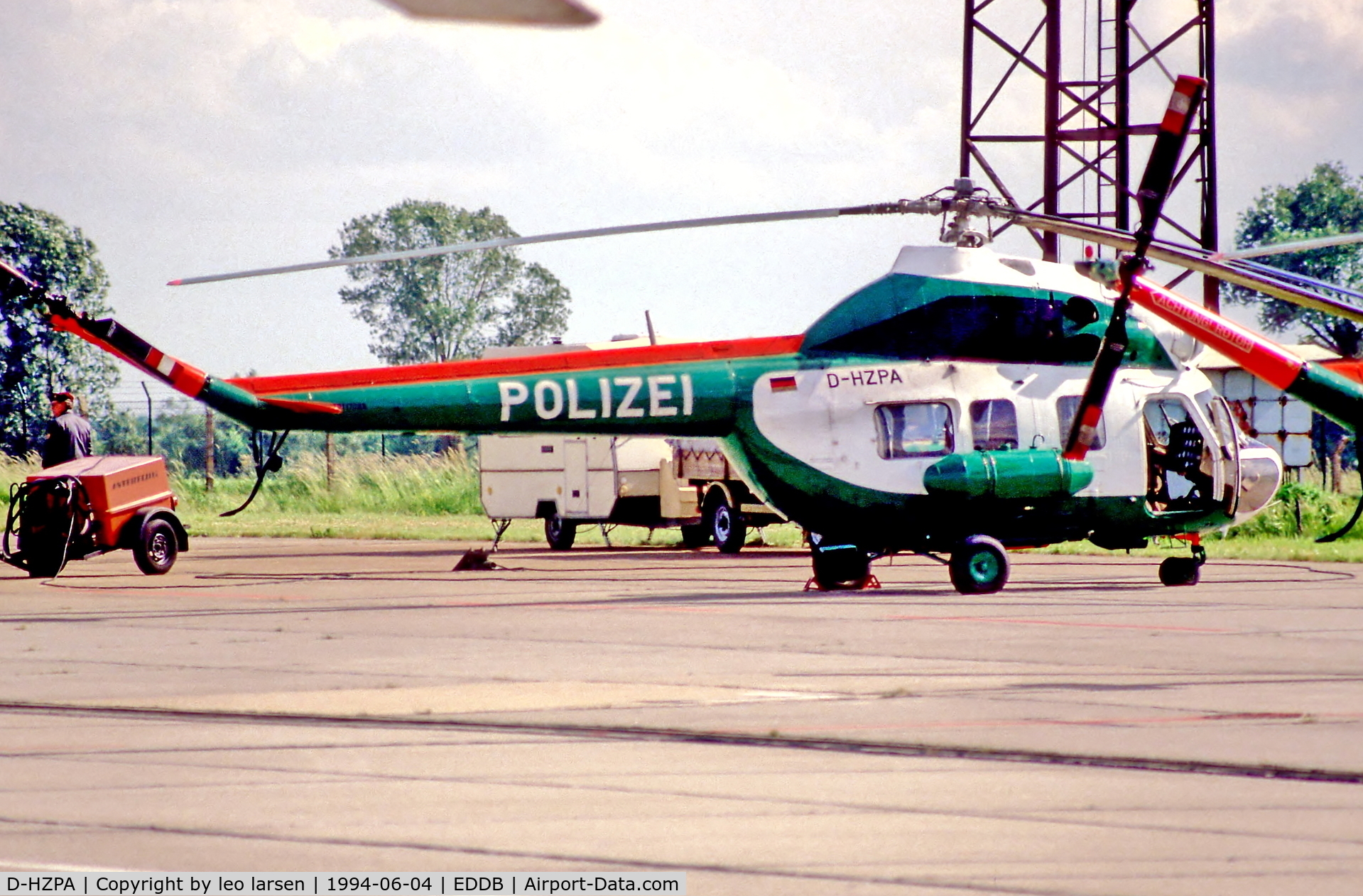 D-HZPA, 1983 Mil Mi-2 Hoplite C/N 53 8117 033, Berlin ILA 4.6.94