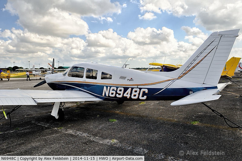 N6948C, Piper PA-28R-201 Cherokee Arrow III C/N 28R-7837177, North Perry