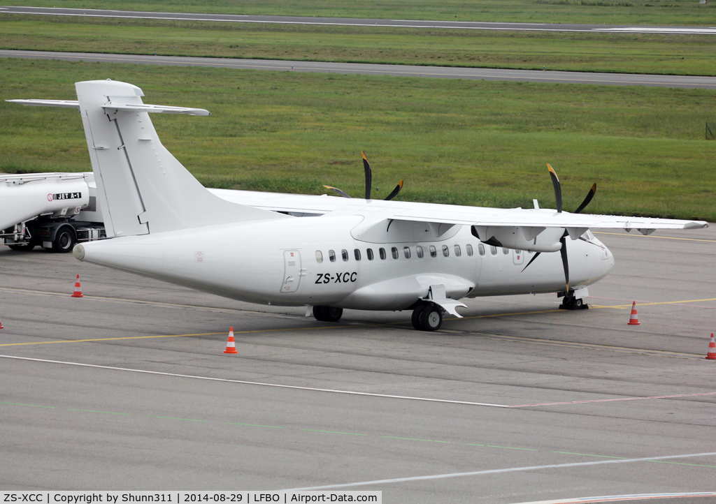 ZS-XCC, 1996 ATR 42-500 C/N 528, Ready for delivery after heavy maintenance @ LFBF