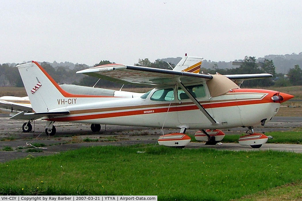 VH-CIY, 1980 Cessna 172P C/N 17274321, Cessna 172P Skyhawk [172-74321] Tyabb~VH 21/03/2007