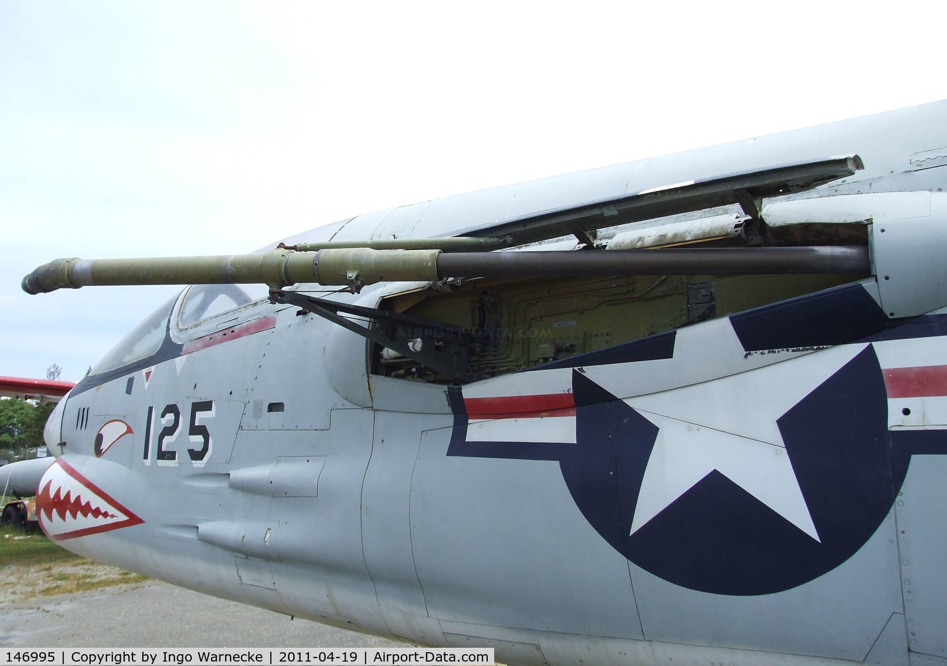 146995, Vought F-8C Crusader C/N Not found 146995, Vought F-8C Crusader at the Pacific Coast Air Museum, Santa Rosa CA