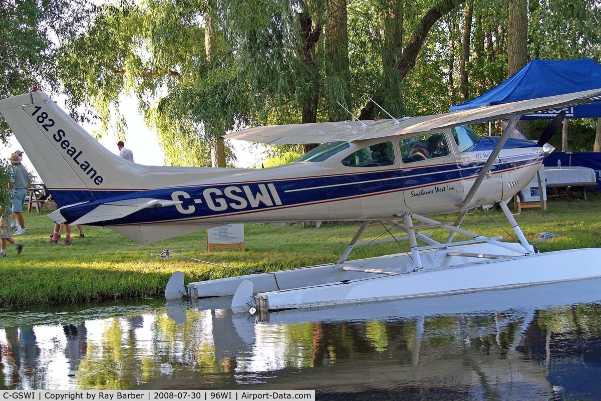 C-GSWI, 1976 Cessna 182P Skylane C/N 18264982, Cessna 182P Sealane [182-64982] Vette/blust Seaplane Base Oshkosh~N 30/07/2008