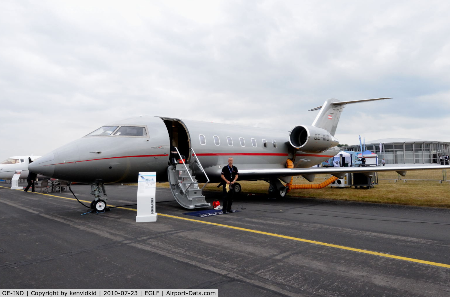 OE-IND, 2009 Bombardier Challenger 605 (CL-600-2B16) C/N 5797, On static display at FIA 2010.