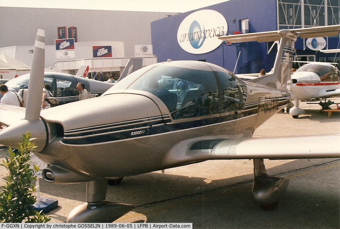F-GGXN, 1989 Robin R-3000-160 C/N 135, during PARIS AIR SHOW