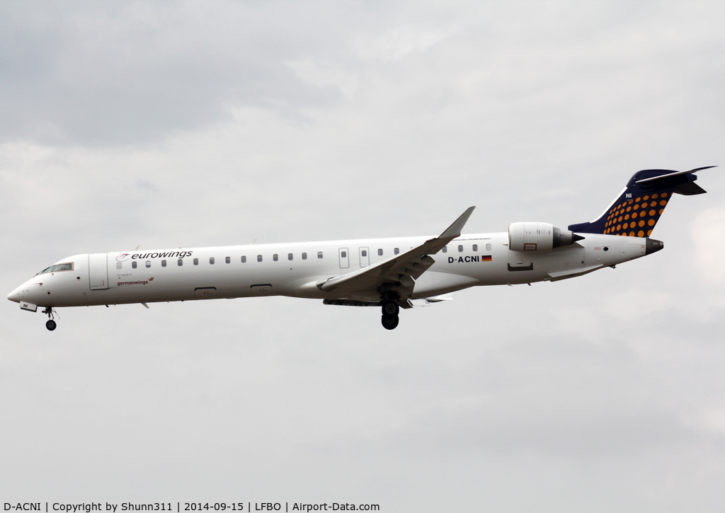 D-ACNI, 2009 Bombardier CRJ-900 NG (CL-600-2D24) C/N 15248, Landing rwy 14L